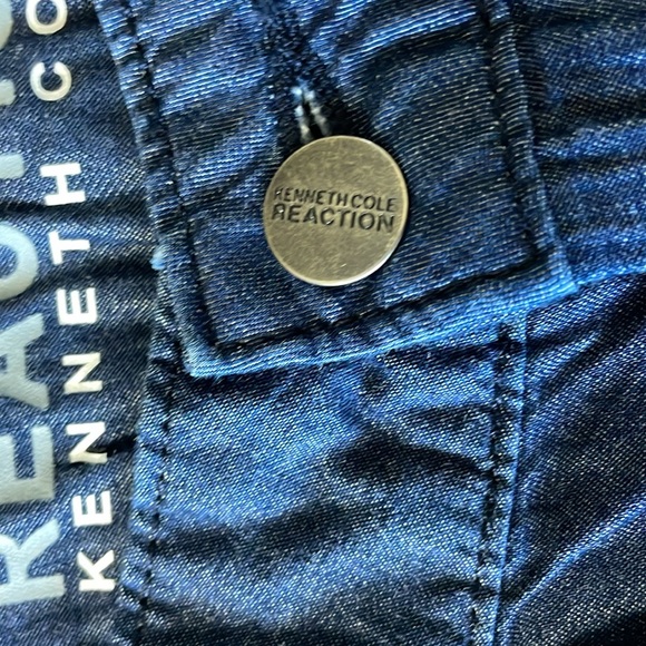 Women’s size 6 Kenneth Cole reaction blue shorts - Picture 3 of 9